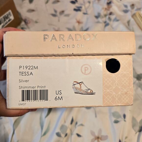 Paradox London Tessa Wedge Sandal in Silver Size 6 - Picture 5 of 5